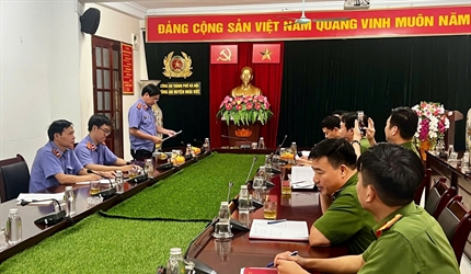 Viện KSND huyện Hoài Đức trực tiếp kiểm sát việc tiếp nhận, giải quyết...